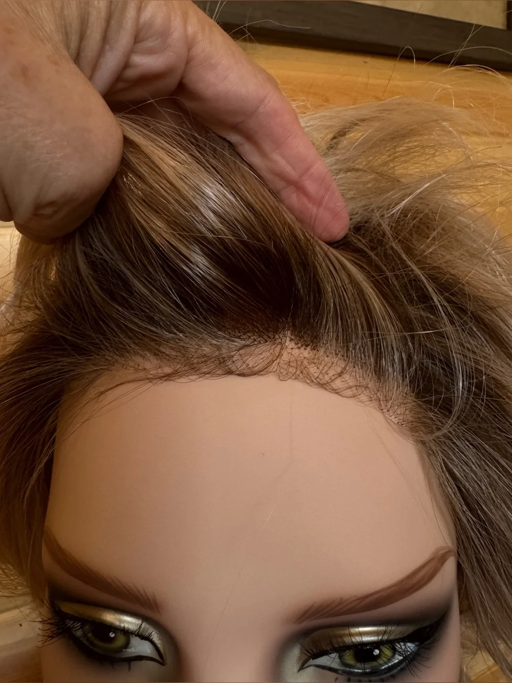 Belle Tress Torino - Crushed Almond Blonde -R